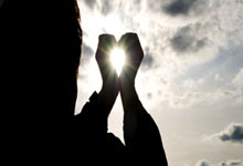 [CBA]威金顿上篮不进 李炎哲飞身补篮得手.